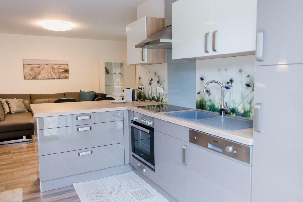 Brehm Living Appartement Kandel Buitenkant foto